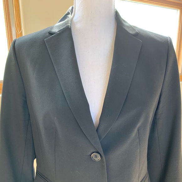 Ann Taylor Black All-Season Blazer / Suit Jacket - Picture 2 of 9